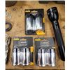 Image 1 : Cargo D 1.5V Alkaline Batteries 6-Pack
