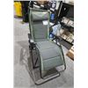 Image 8 : Timber Ridge Folding Zero Gravity Chair