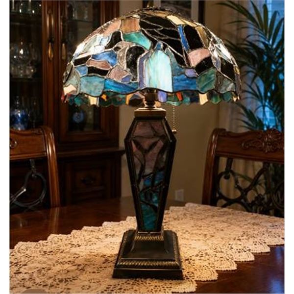 Stained Glass Accent Table Lamp