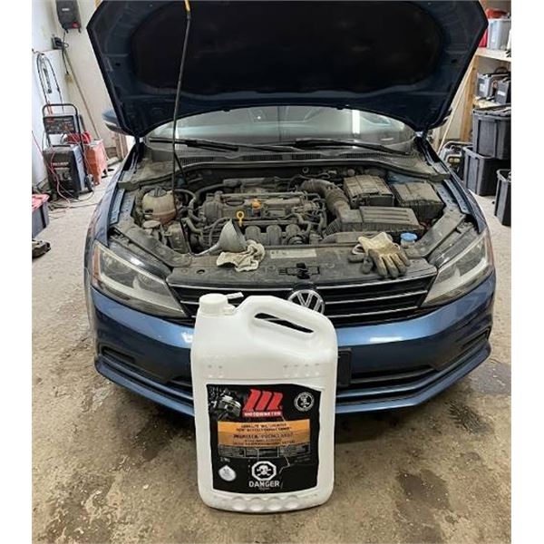 Motomaster Long Life Multi-Vehicle Antifreeze 3.78L