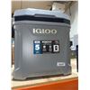 Image 2 : Igloo MaxCold Latitude 62 Roller Cooler