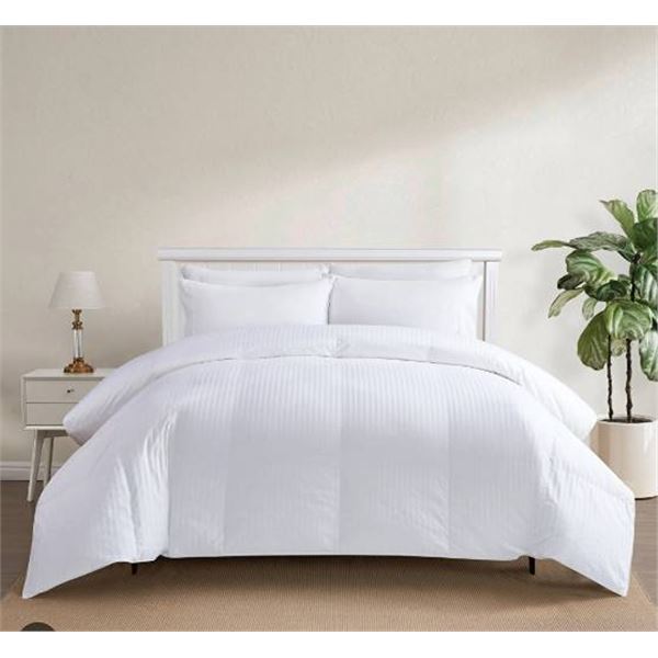 Avocado White Goose Down Queen Duvet