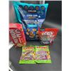 Image 3 : Snack Assortment: Chips, Crackers, Seeds, GUM