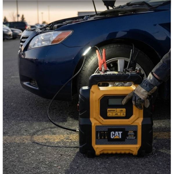 CAT 2500A Lithium Jump Starter