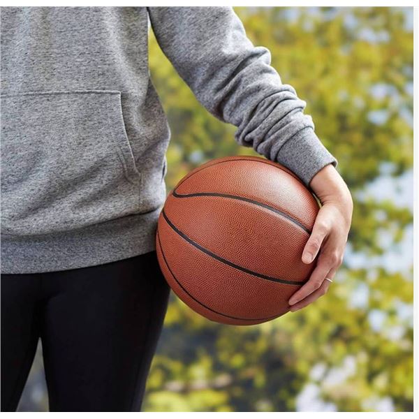 Amazon Basics PU Composite Basketball 2-Pack