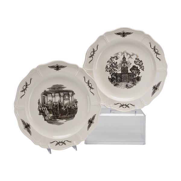 Pair of Wedgwood Etruria Philadelphia Pattern Creamware Plates for John Wanamaker