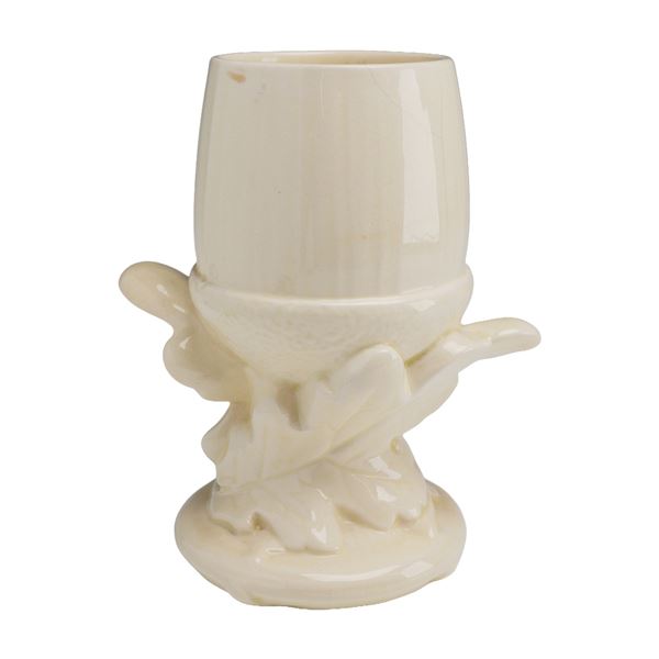 Wedgwood Etruria Queen's Ware Acorn and Oak Leaf Spill Vase