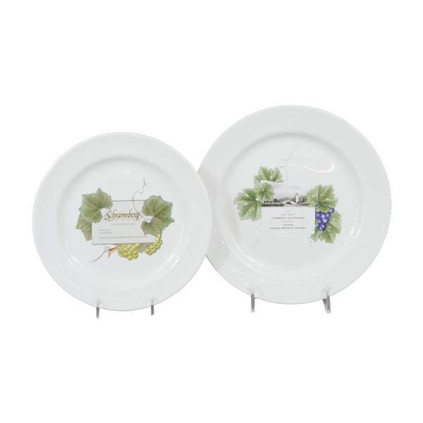2pc Wedgwood Grand Gourmet Vintage Collection Wine Label Accent Plates
