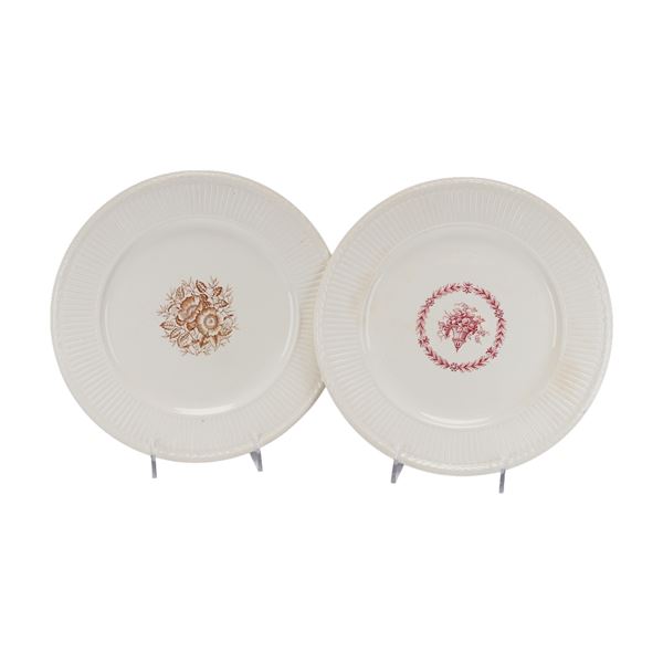 Pair of Wedgwood Edme Creamware Transfer Printed Plates