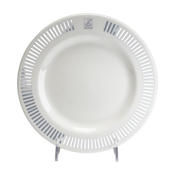 Wedgwood Bone China Hotelware Plate for The Village, St. James, Barbados