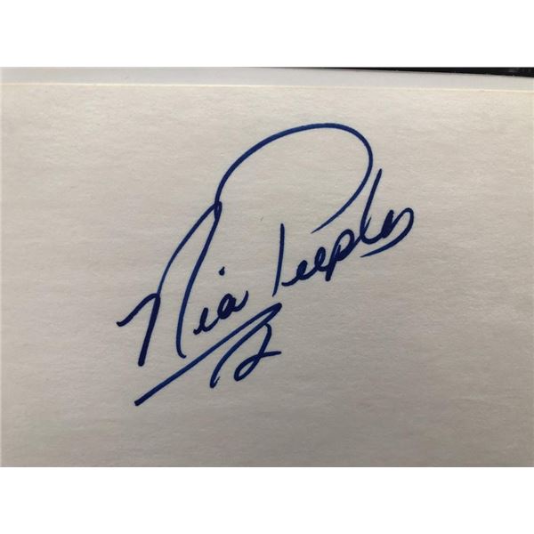 Fame Nia Peeples signature cut and photo