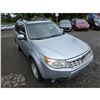 Image 6 : DUNCAN- 2012 SUBARU FORESTER SILVER  292433 KMS- D424438