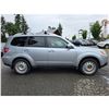 Image 7 : DUNCAN- 2012 SUBARU FORESTER SILVER  292433 KMS- D424438