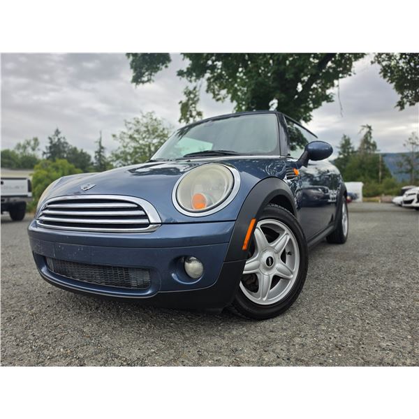 DUNCAN - 2009 MINI COOPER BLUE 163642 KMS - U75362-1
