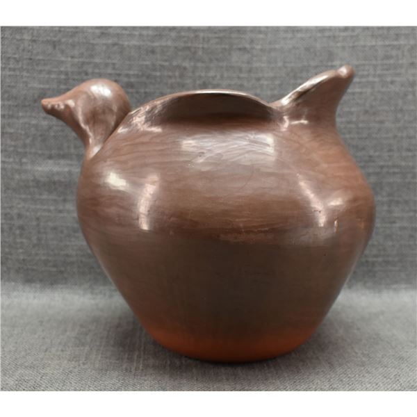 ISLETA Pottery JAR (DIANE WADE)