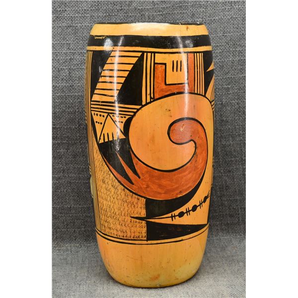HOPI POTTERY CYLINDER (CORA P. ANDREW)