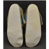 Image 7 : PLAINS BEADED MOCCASINS