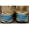 Image 9 : PLAINS BEADED MOCCASINS