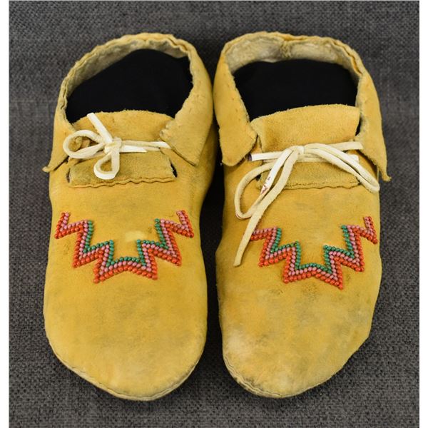 PLAINS MOCCASINS