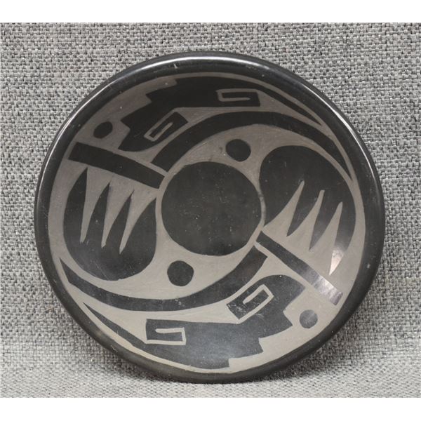 SANTA CLARA POTTERY PLATE