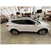 Image 13 : PARKSVILLE - 2014 HYUNDAI SANTA FE SPORT WHITE 226069 KMS - 157983-2