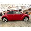 Image 11 : PARKSVILLE - 2010 VOLKSWAGEN BEETLE RED 161545 MILES - 013746