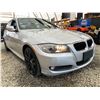 Image 8 : PARKSVILLE - 2011 BMW 323 I GREY 187219 KMS - M68467-3
