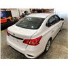 Image 16 : PARKSVILLE - 2017 NISSAN SENTRA WHITE 156965 KMS - 666033-2