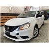 Image 1 : PARKSVILLE - 2017 NISSAN SENTRA WHITE 156965 KMS - 666033-2