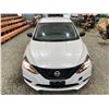 Image 7 : PARKSVILLE - 2017 NISSAN SENTRA WHITE 156965 KMS - 666033-2
