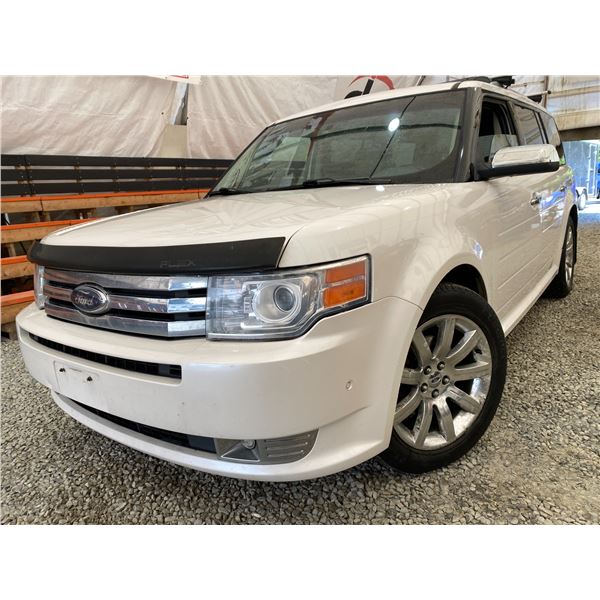 PARKSVILLE - 2010 FORD FLEX WHITE 382785 KMS - B21500-2