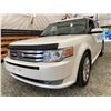 Image 2 : PARKSVILLE - 2010 FORD FLEX WHITE 382785 KMS - B21500-2