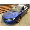 Image 4 : PARKSVILLE - 2016 CHRYSLER 200 BLUE 193922 KMS - 180955-1