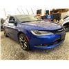 Image 8 : PARKSVILLE - 2016 CHRYSLER 200 BLUE 193922 KMS - 180955-1