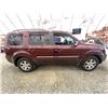 Image 11 : PARKSVILLE - 2011 HONDA PILOT RED 203053 KMS - 501242-3