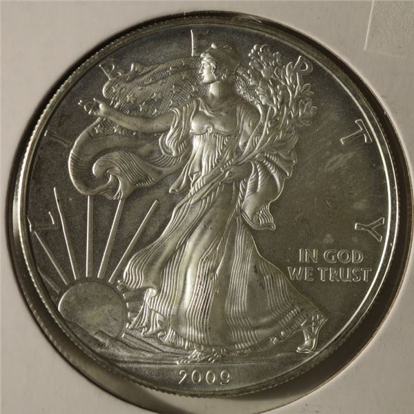 2009 AMERICAN SILVER EAGLE. UNC SOME TONING