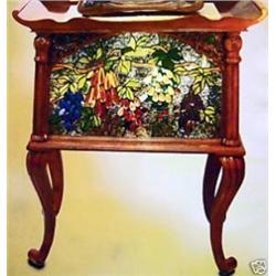 OAKWOOD STAINED GLASS ACCENT TABLE LIGHTED