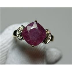 Ruby & Diamond Ring - 4.5ct Ruby w/ .05ctw Diam.