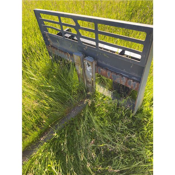 Bobcat Fork Attachment with Forks