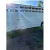 Image 7 : 2005 EBY Aluminum Gooseneck Livestock Trailer