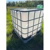 Image 4 : 275-Gallon IBC Tote Tank with Cage