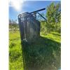 Image 1 : Heavy-Duty Livestock Squeeze Chute Like New