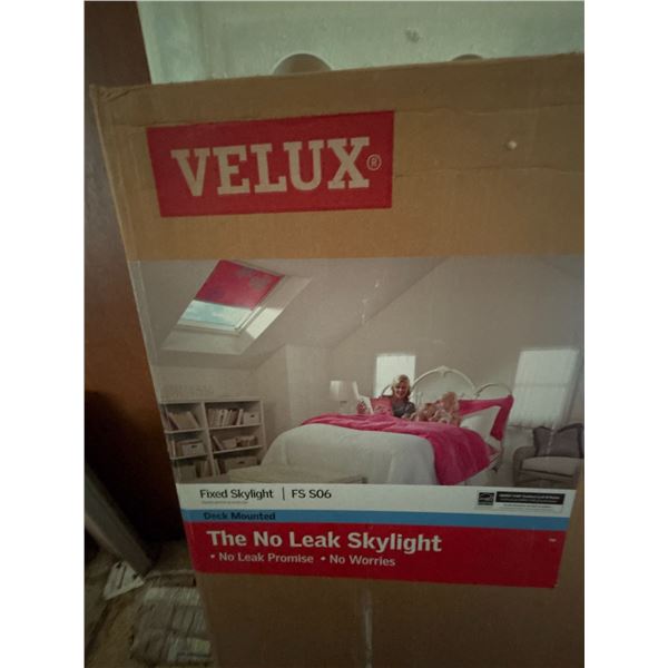VELUX FS S06 Fixed Skylight, 44x45in