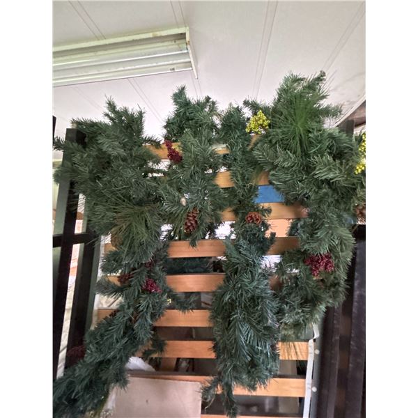 Artificial Pine Garland with Pinecones