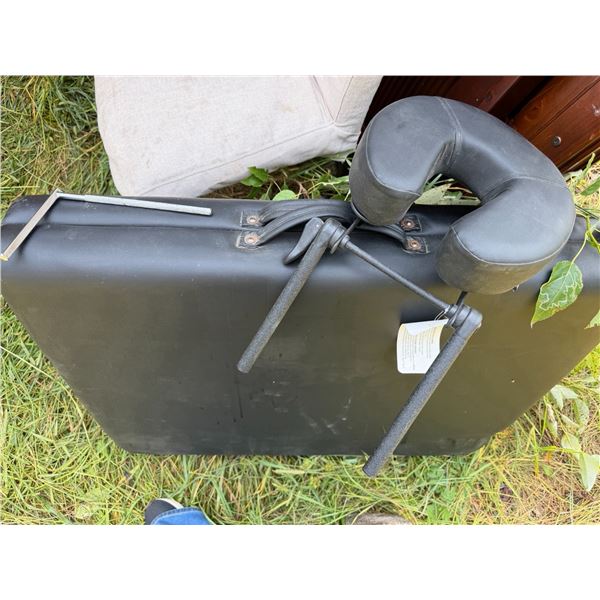 Master Massage Portable Massage Table