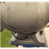 Image 8 : K & F Bench Grinder Model TY-106H on Pedestal Stand