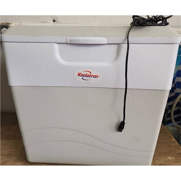 Koolatron Thermoelectric Portable Cooler