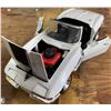 Image 7 : Die-Cast 1967 Chevrolet Corvette L88 Convertible Model Car