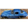 Image 2 : 1:18 Scale 1963 Chevrolet Corvette Stingray Model Car - Blue Flame Paint