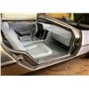 Image 4 : DeLorean DMC-12 Diecast Model Car